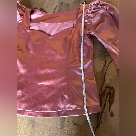 Renaissance Blush Pink Satin Puff Sleeve Corset Style Top Sweetheart Neck Y2K - Picture 6 of 7